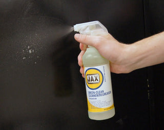 jax-clener-degreaser-trigger-in-use