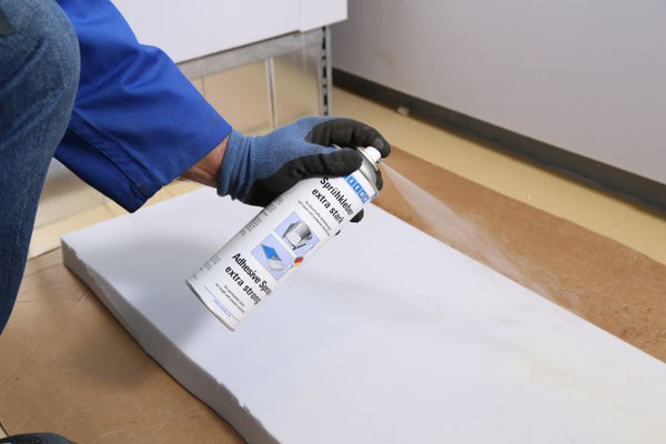 WEICON Adhesive EXTRA STRONG - Klej w sprayu do klejenia filcu, sztucznej skóry i materiałów izolacyjnych