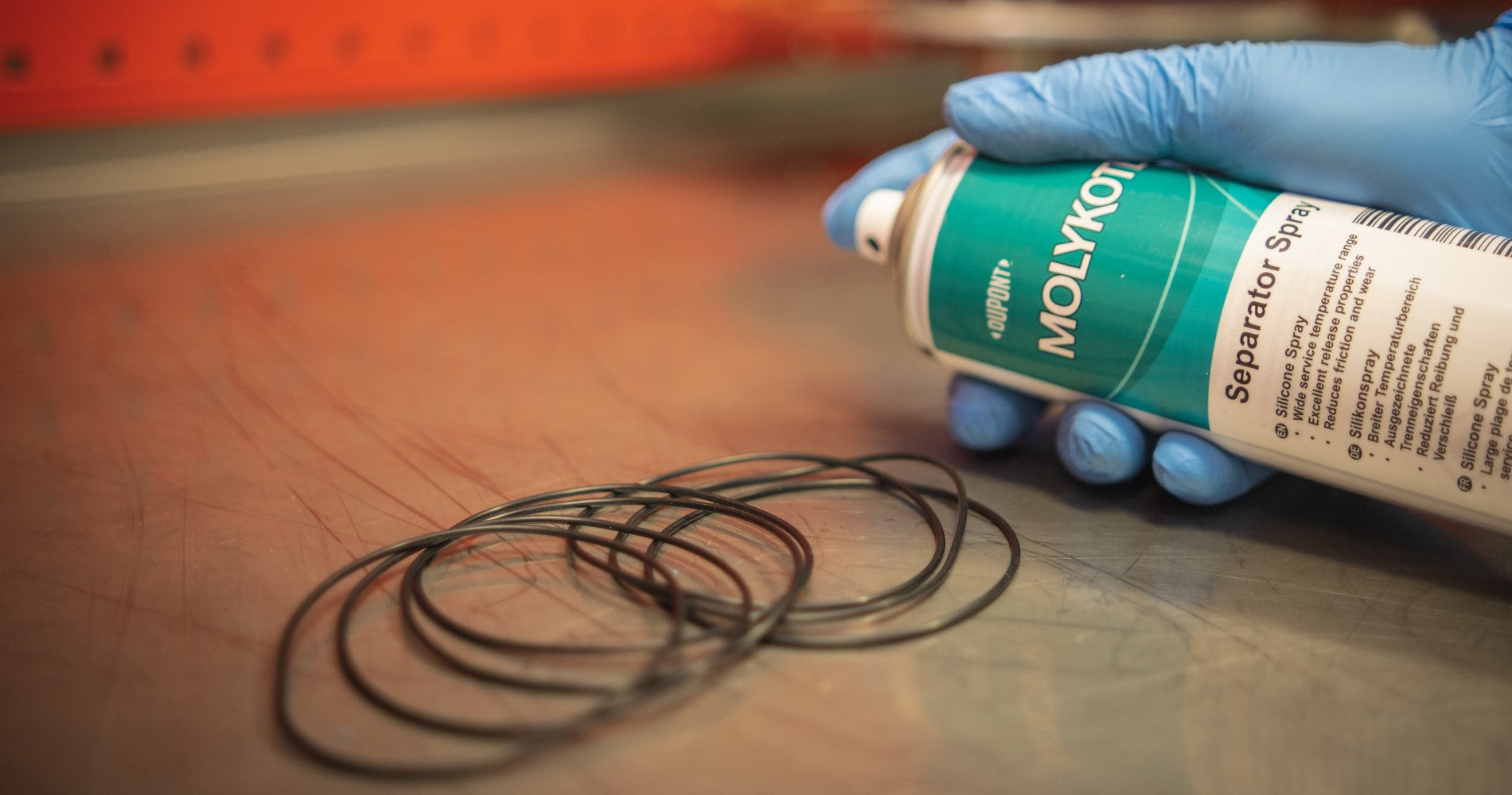 Gummi und Elastomere