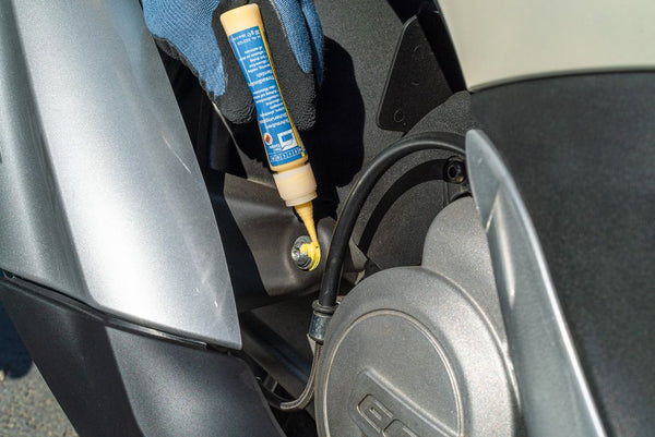 WEICON Threadlocking Varnish Red -Sealant - threadlocking varnish